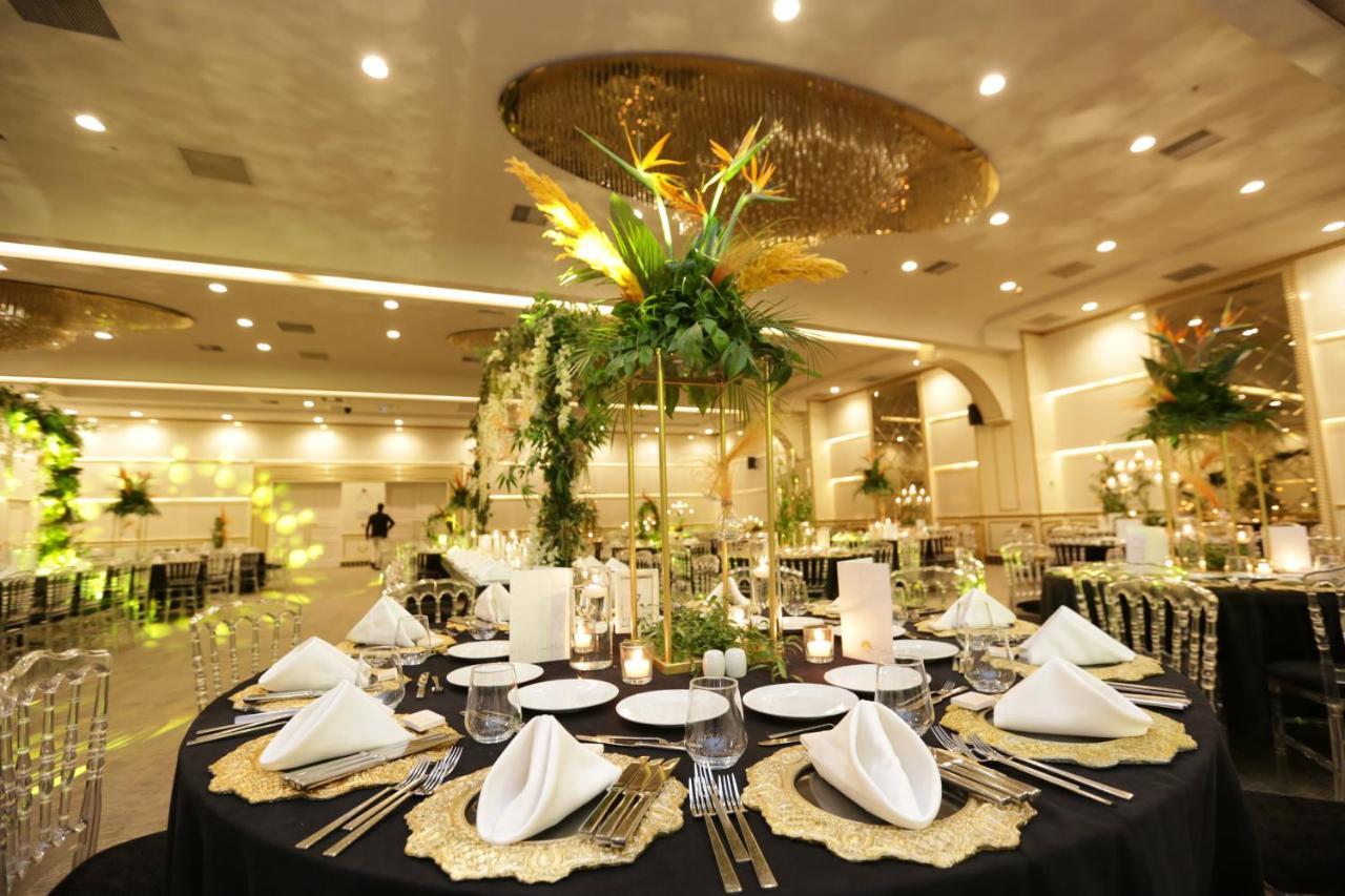 อนาโดลู โฮเต็ล ดาวน์ทาวน์ อังการา Hotel ภายนอก รูปภาพ A table set for a formal dinner